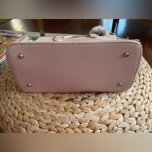Cute Pink Hue Structured Purse 👛 Classic Style medium size - Picture 4 of 16